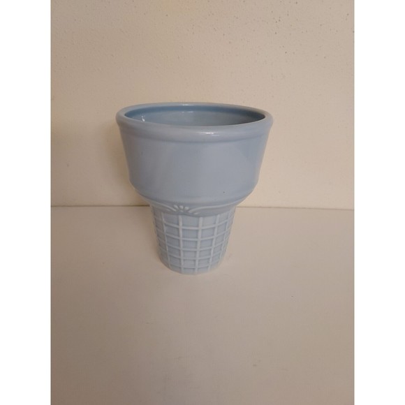 Pfaltzgraff Blue Ice Cream Cone Shaped Glass Dishe - Picture 1 of 3